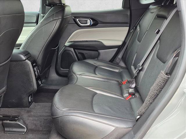 Used 2023 Jeep Compass Limited AWD/4WD image 16