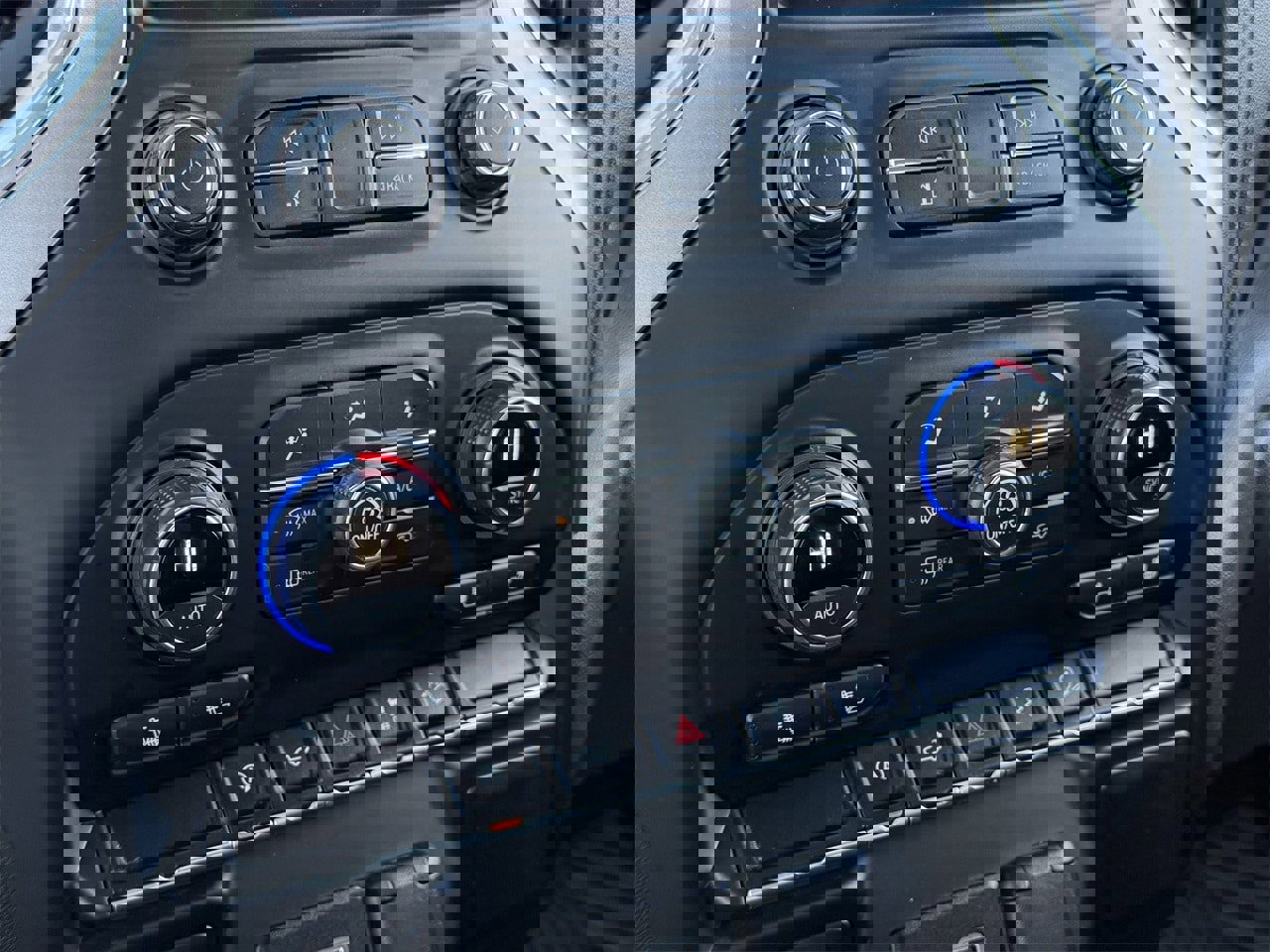 Used 2020 Chevrolet Silverado 1500 LT w/ Texas Edition image 20