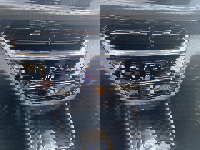 Used 2024 Buick Envista Avenir image 17