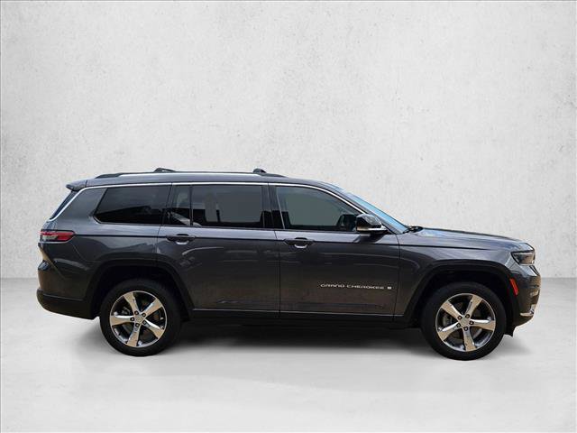 Used 2022 Jeep Grand Cherokee L Limited AWD/4WD image 4