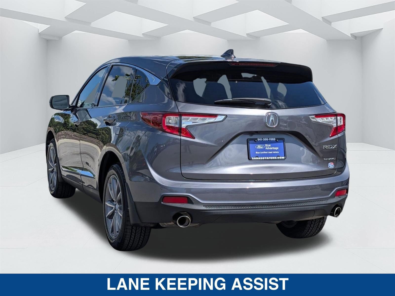 Used 2020 Acura RDX w/ Technology Package image 2