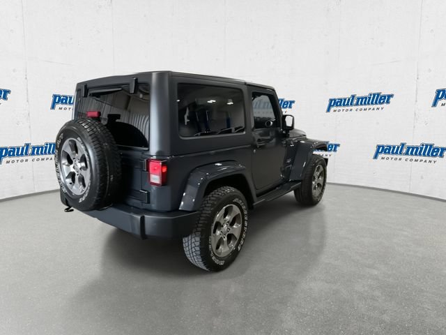 Used 2018 Jeep Wrangler Sahara w/ Connectivity Group AWD/4WD image 11