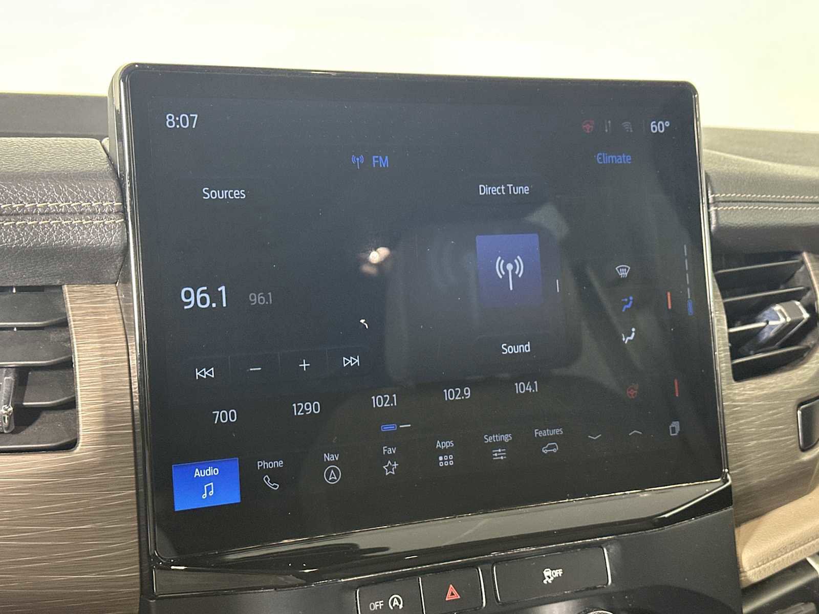 Certified 2024 Ford Expedition Max Limited image 29