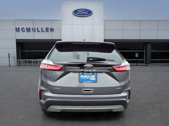 Certified 2022 Ford Edge SEL w/ Convenience Package image 3
