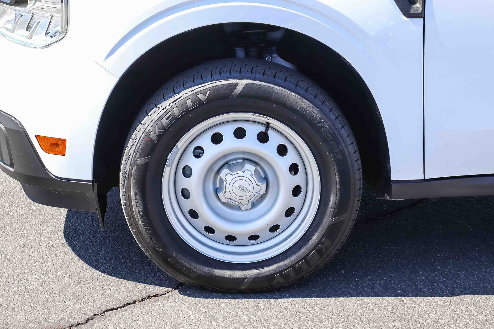 Certified 2024 Ford Maverick XL FWD image 9