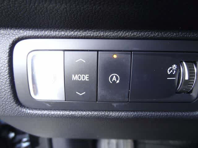 Used 2024 Chevrolet Traverse LT w/ Midnight/Sport Edition FWD image 19