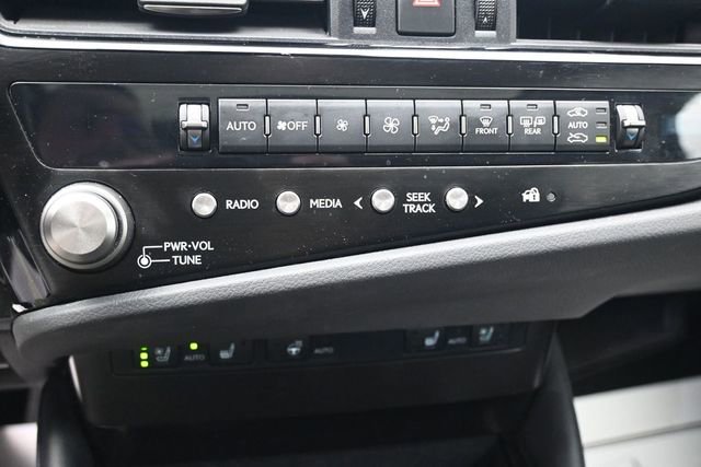 Used 2024 Lexus ES 350 w/ Premium Package FWD image 12