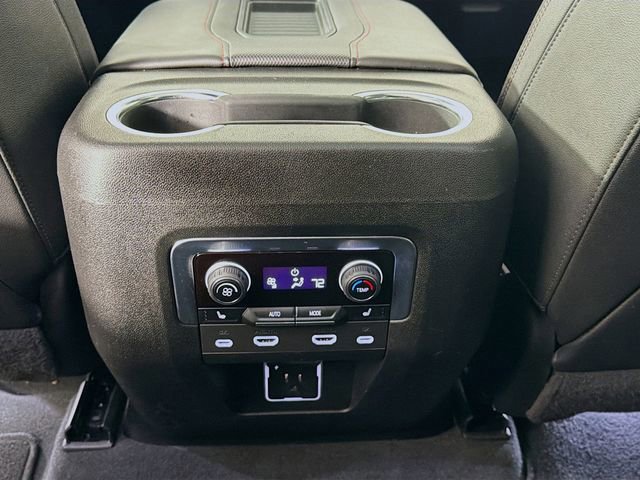 Used 2022 Chevrolet Tahoe RST w/ Luxury Package RWD image 32