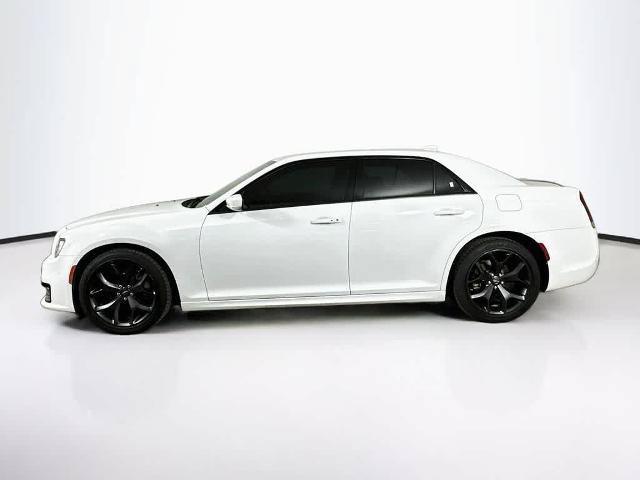 Used 2021 Chrysler 300 S w/ S Model Appearance Package RWD image 3