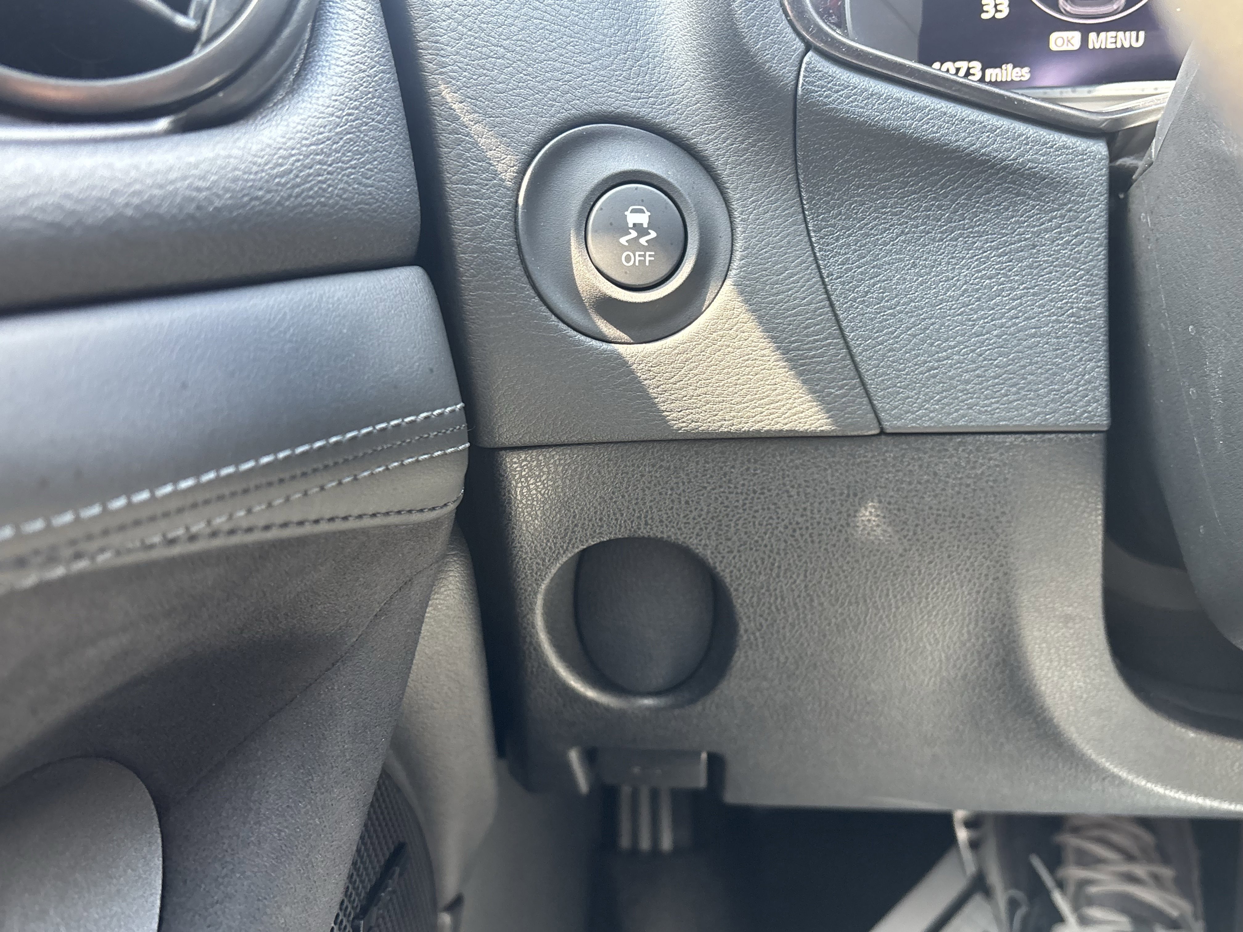 Used 2024 Nissan Z NISMO w/ Floor Mat Package image 34