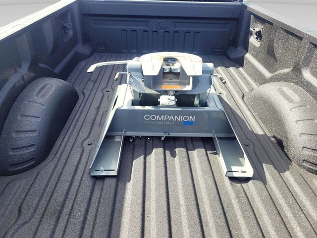 Certified 2018 Ford F350 Lariat w/ Camper Package image 9