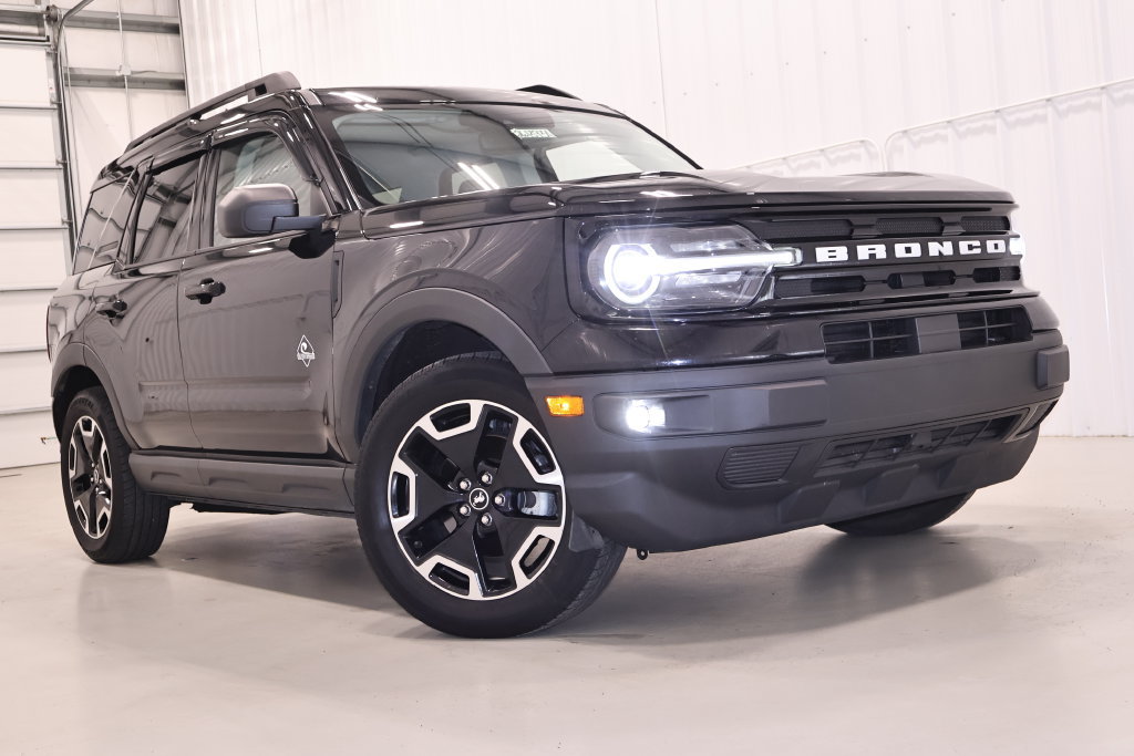 Certified 2022 Ford Bronco Sport Outer Banks w/ Tech Package AWD/4WD image 41
