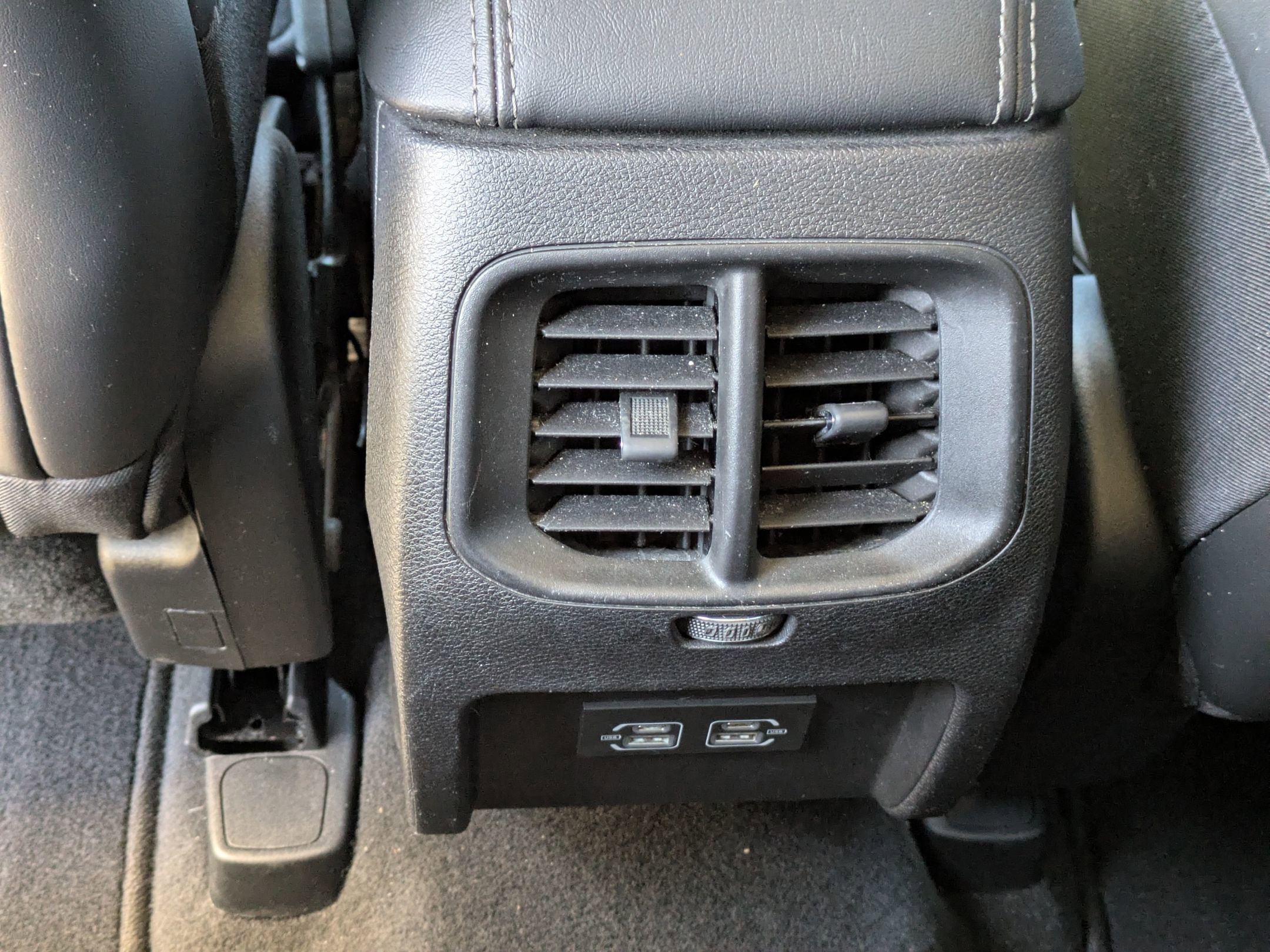 Used 2021 Jeep Cherokee Latitude Lux w/ Trailer Tow Group image 28