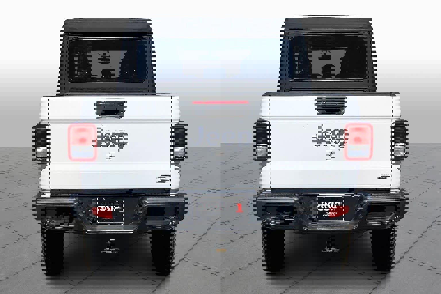 Used 2022 Jeep Gladiator Overland w/ Trailer Tow Package image 2