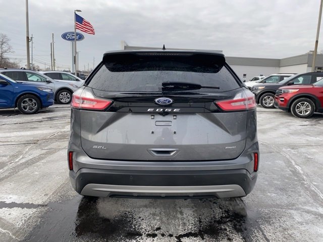 Certified 2023 Ford Edge SEL w/ Convenience Package image 4