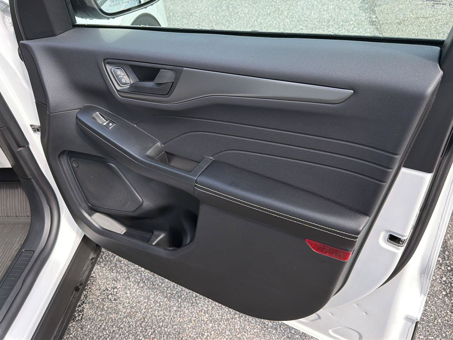 Certified 2025 Ford Escape Active w/ Cold Weather Package FWD image 14