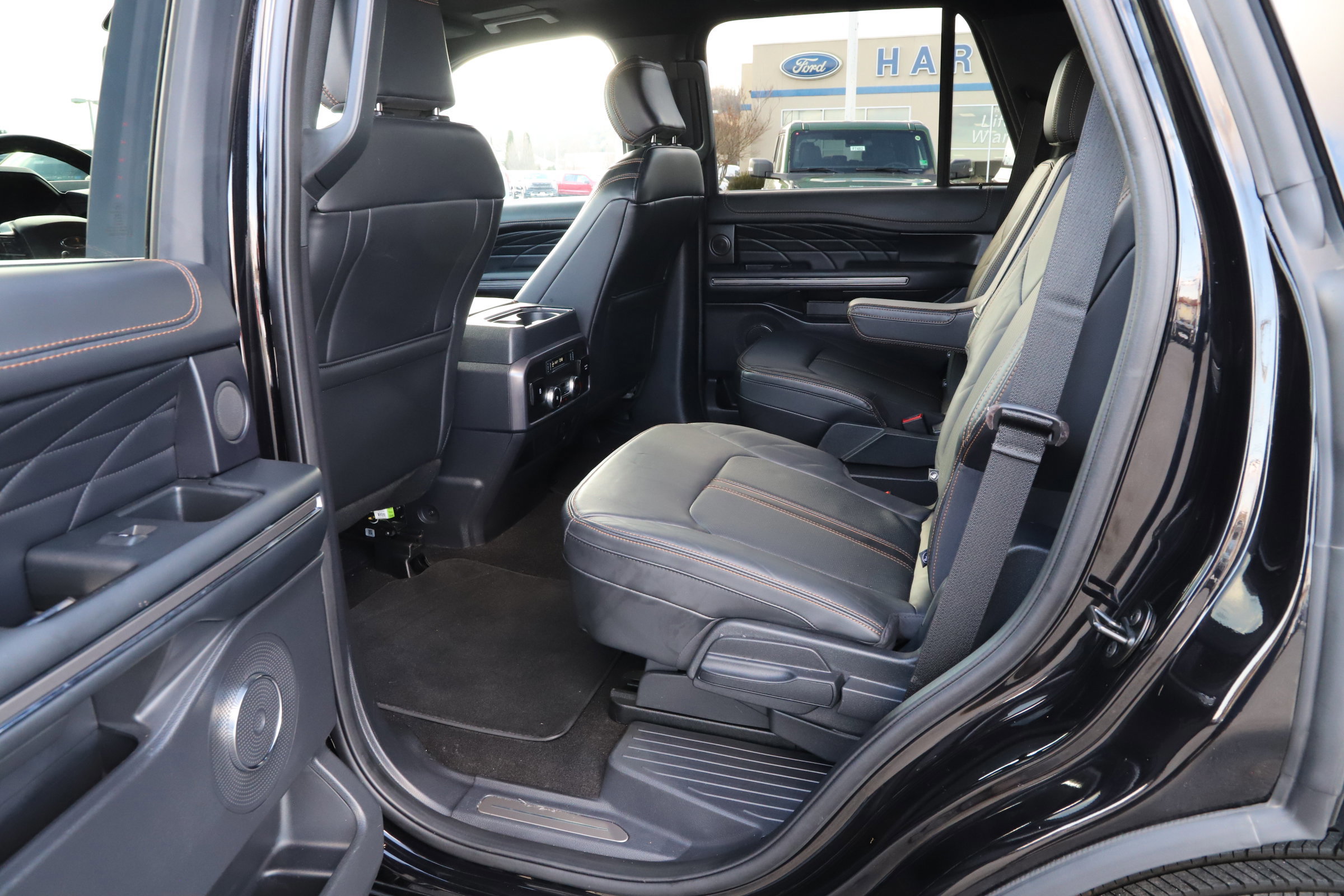 Certified 2023 Ford Expedition Platinum image 20