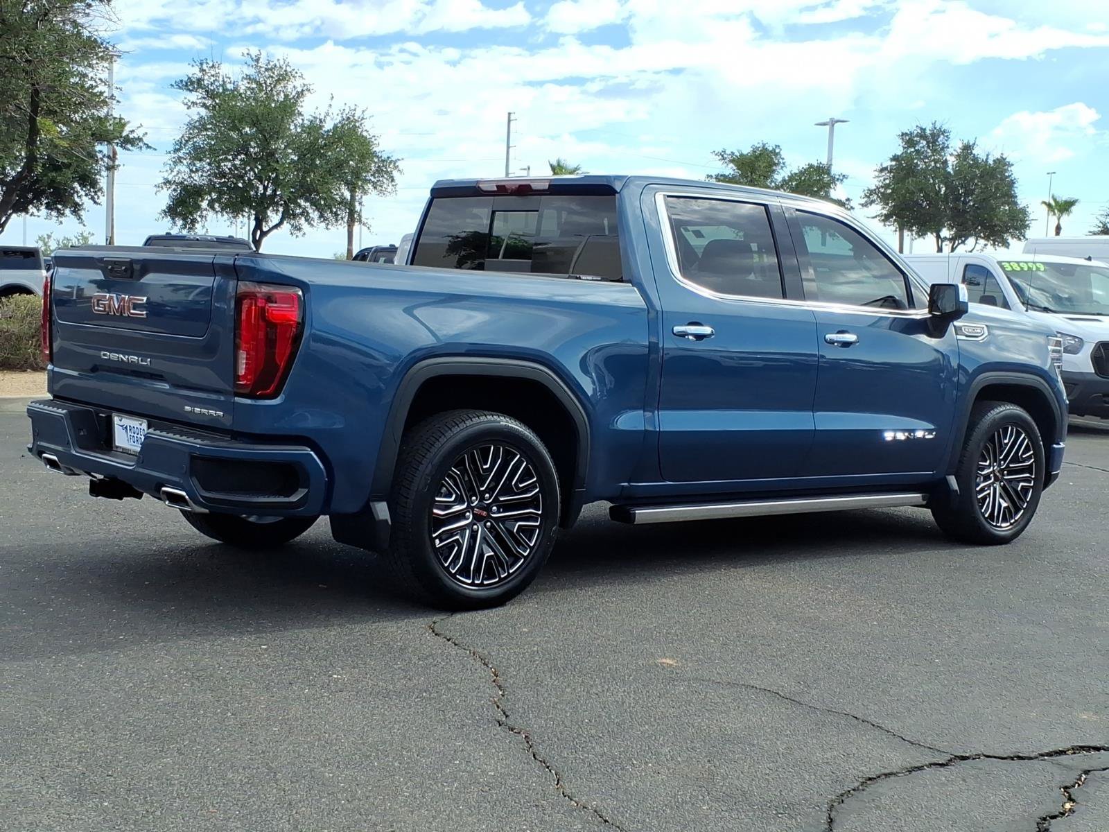 Used 2025 GMC Sierra 1500 Denali w/ Denali Reserve Package RWD image 5
