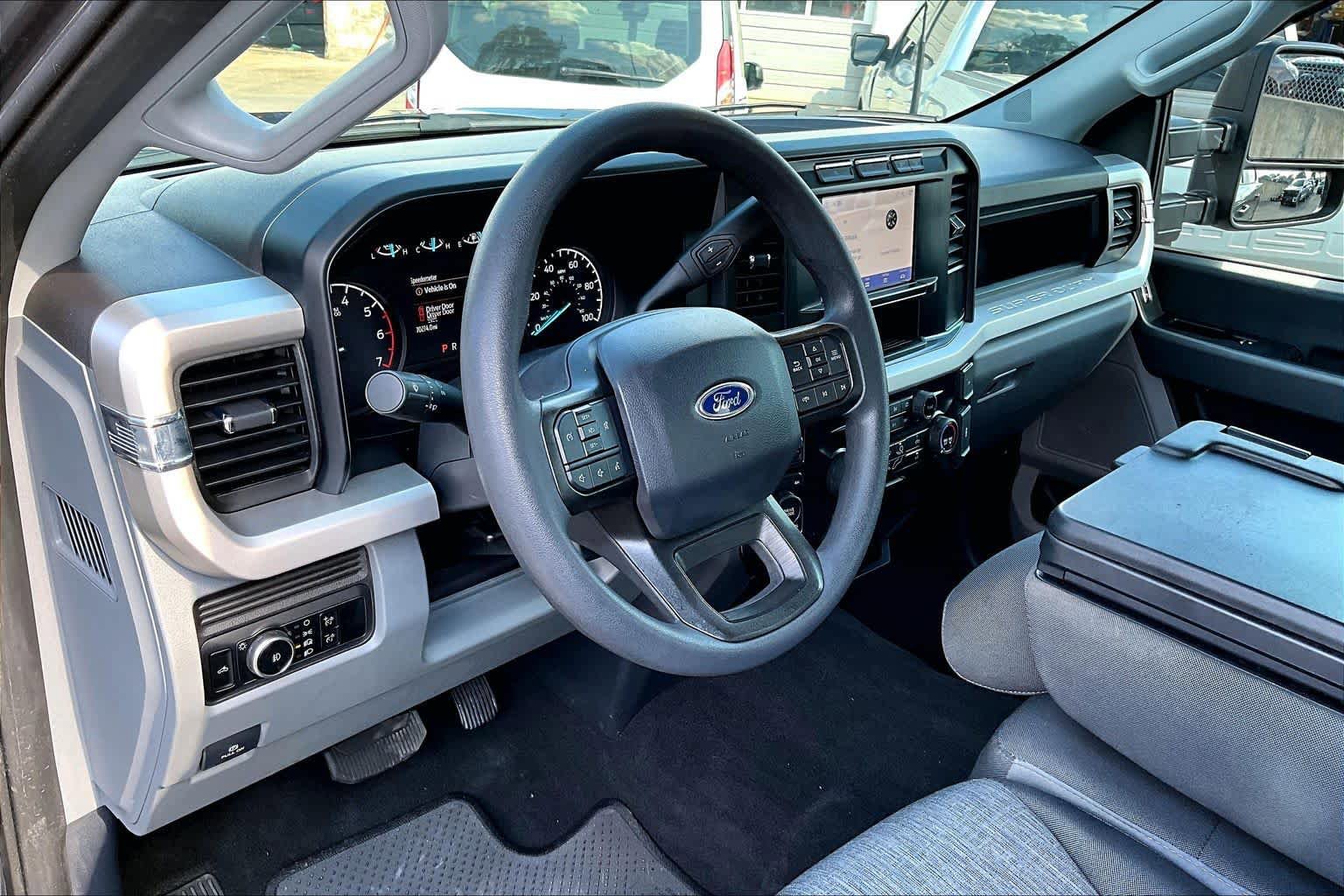 Certified 2024 Ford F250 XL w/ STX Appearance Package AWD/4WD image 18
