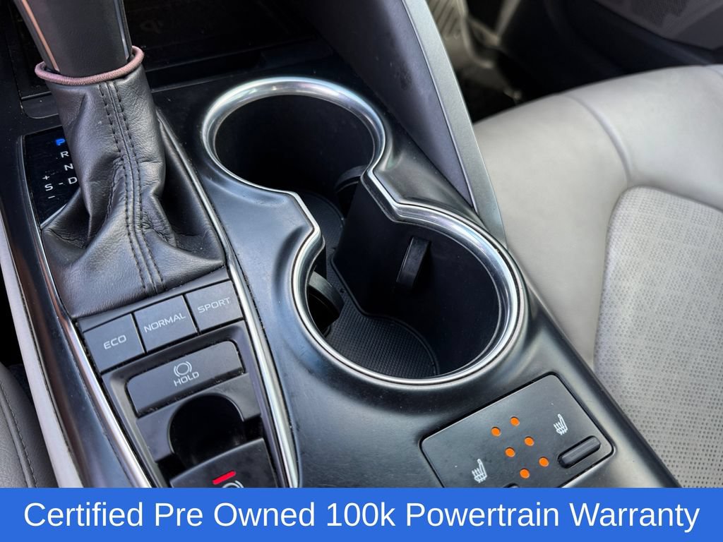 Used 2019 Toyota Camry XSE FWD image 18