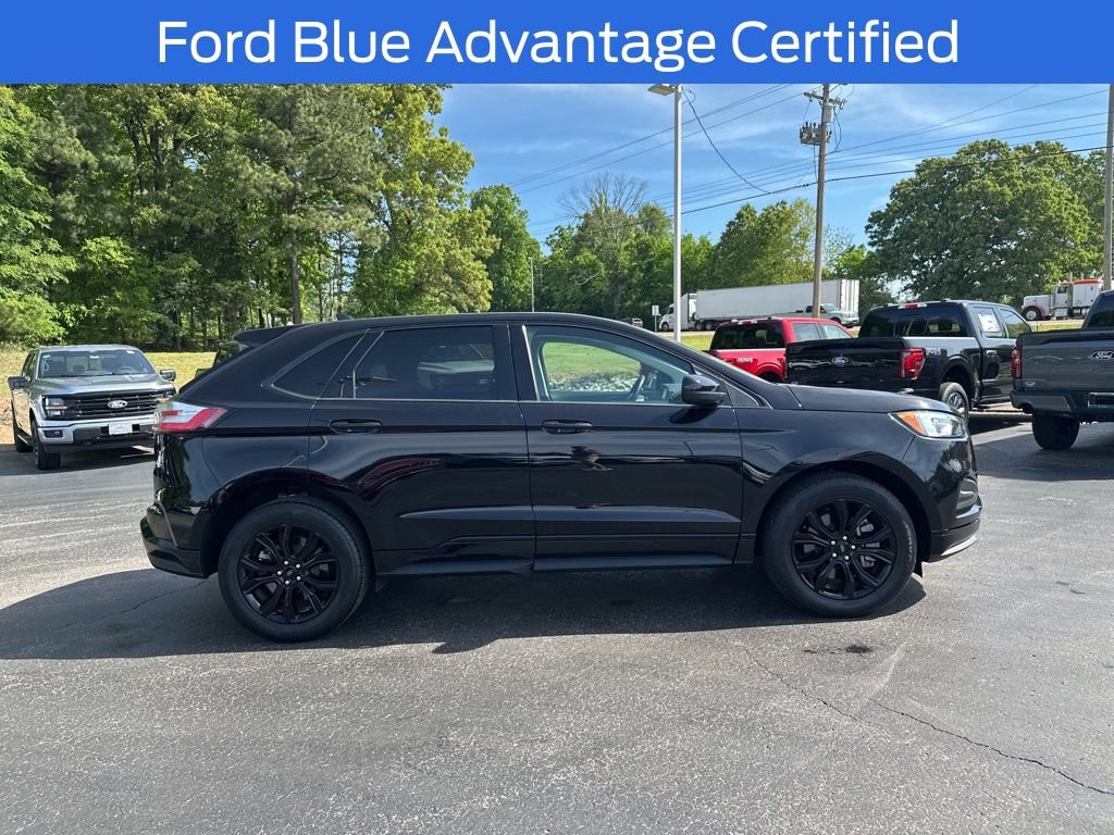 Certified 2024 Ford Edge SE w/ Black Appearance Package AWD/4WD image 2