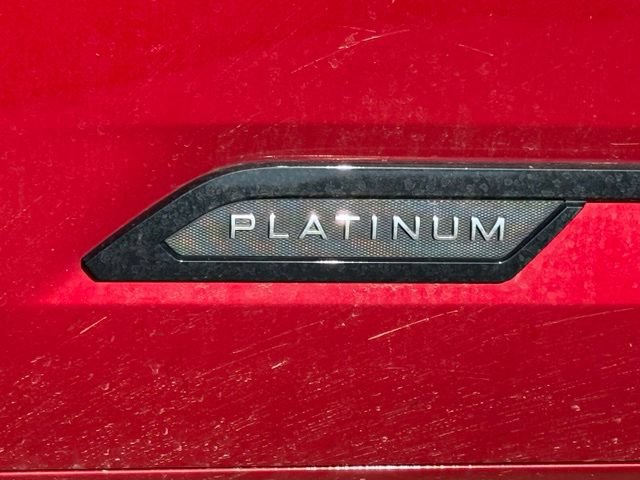 Used 2024 Toyota Tundra Platinum AWD/4WD image 8