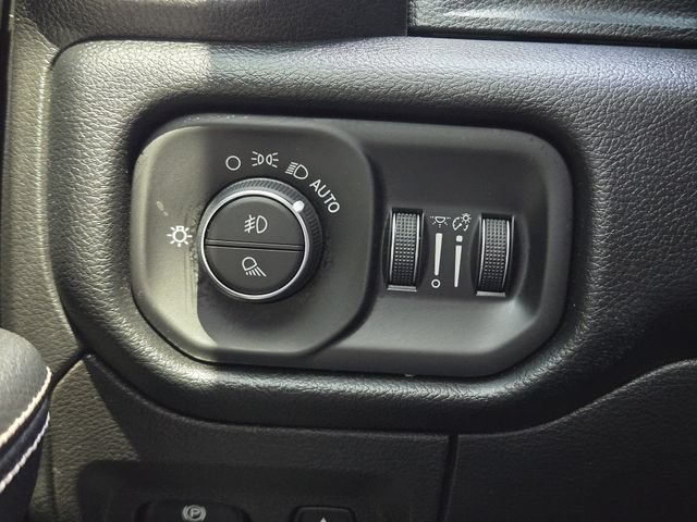 Used 2021 RAM 1500 Laramie AWD/4WD image 21