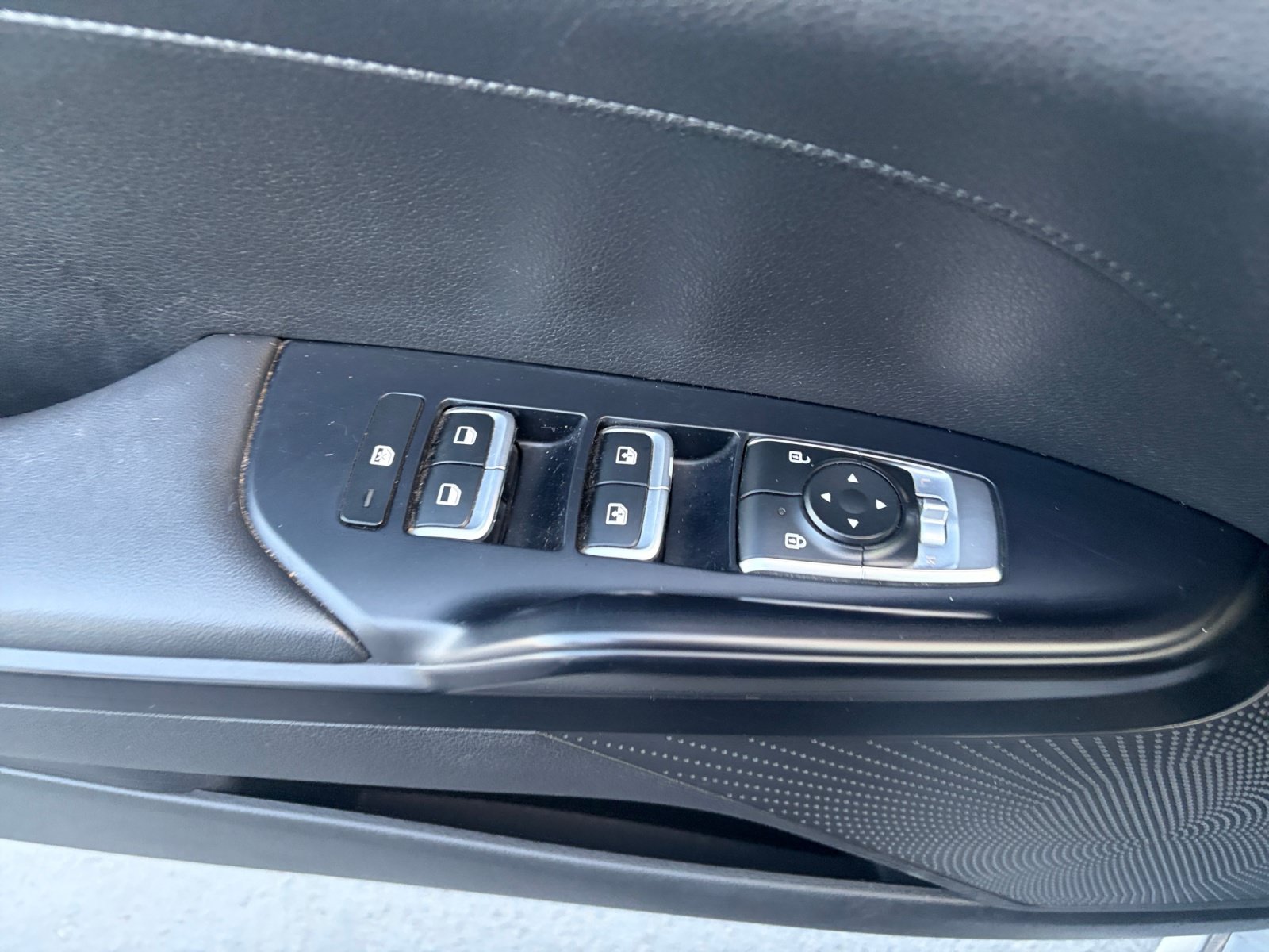 Used 2022 Kia K5 GT-Line AWD/4WD image 11
