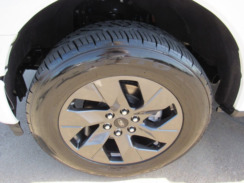 Certified 2025 Ford F150 Lightning Flash AWD/4WD image 11
