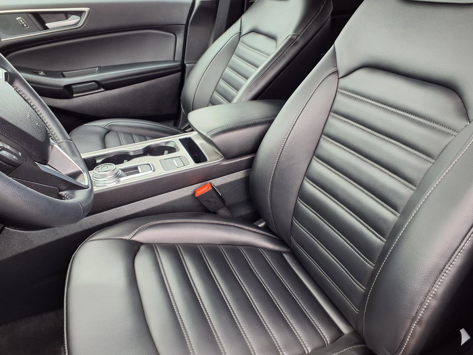 Certified 2024 Ford Edge SEL w/ Convenience Package image 6