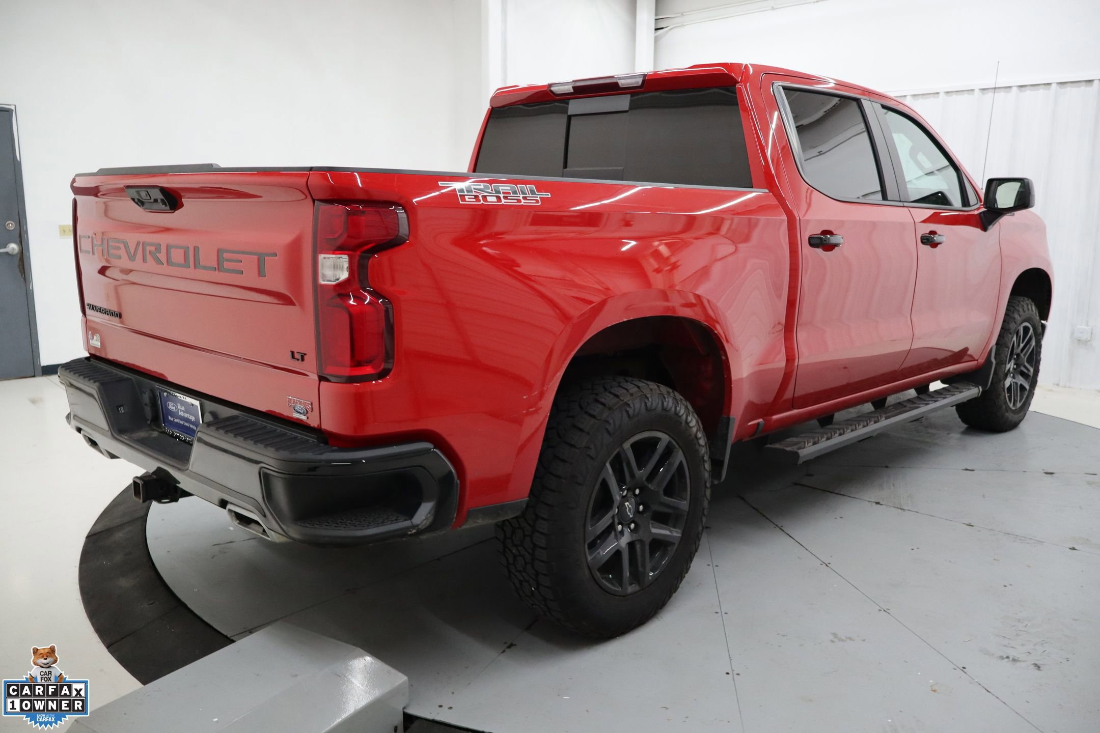 Used 2024 Chevrolet Silverado 1500 LT Trail Boss w/ Convenience Package II image 4