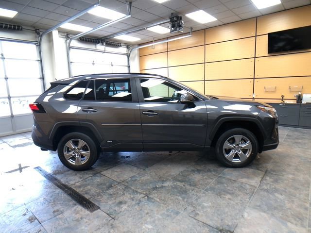 Used 2023 Toyota RAV4 XLE image 6