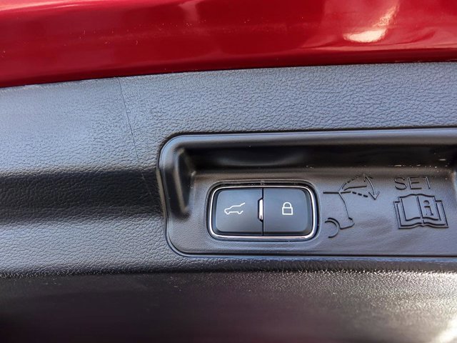 Certified 2025 Ford Explorer Platinum w/ Ultimate Package image 31