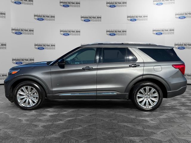 Certified 2022 Ford Explorer Limited w/ Limited Technology Package AWD/4WD image 2