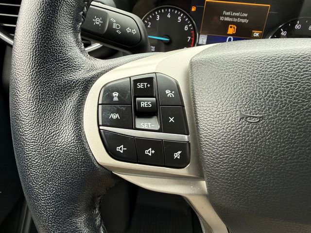 Certified 2022 Ford Explorer XLT w/ Equipment Group 202A image 16