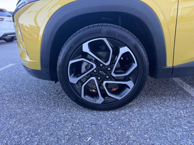 Used 2024 Chevrolet Trax RS w/ Sunroof Package image 22