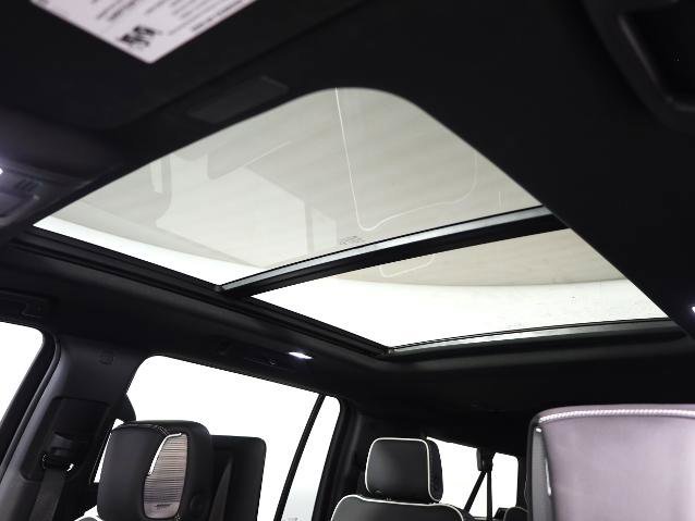 Used 2025 GMC Yukon XL AT4 Ultimate image 18