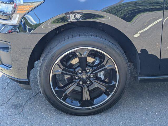 Certified 2023 Ford Expedition Limited AWD/4WD image 10
