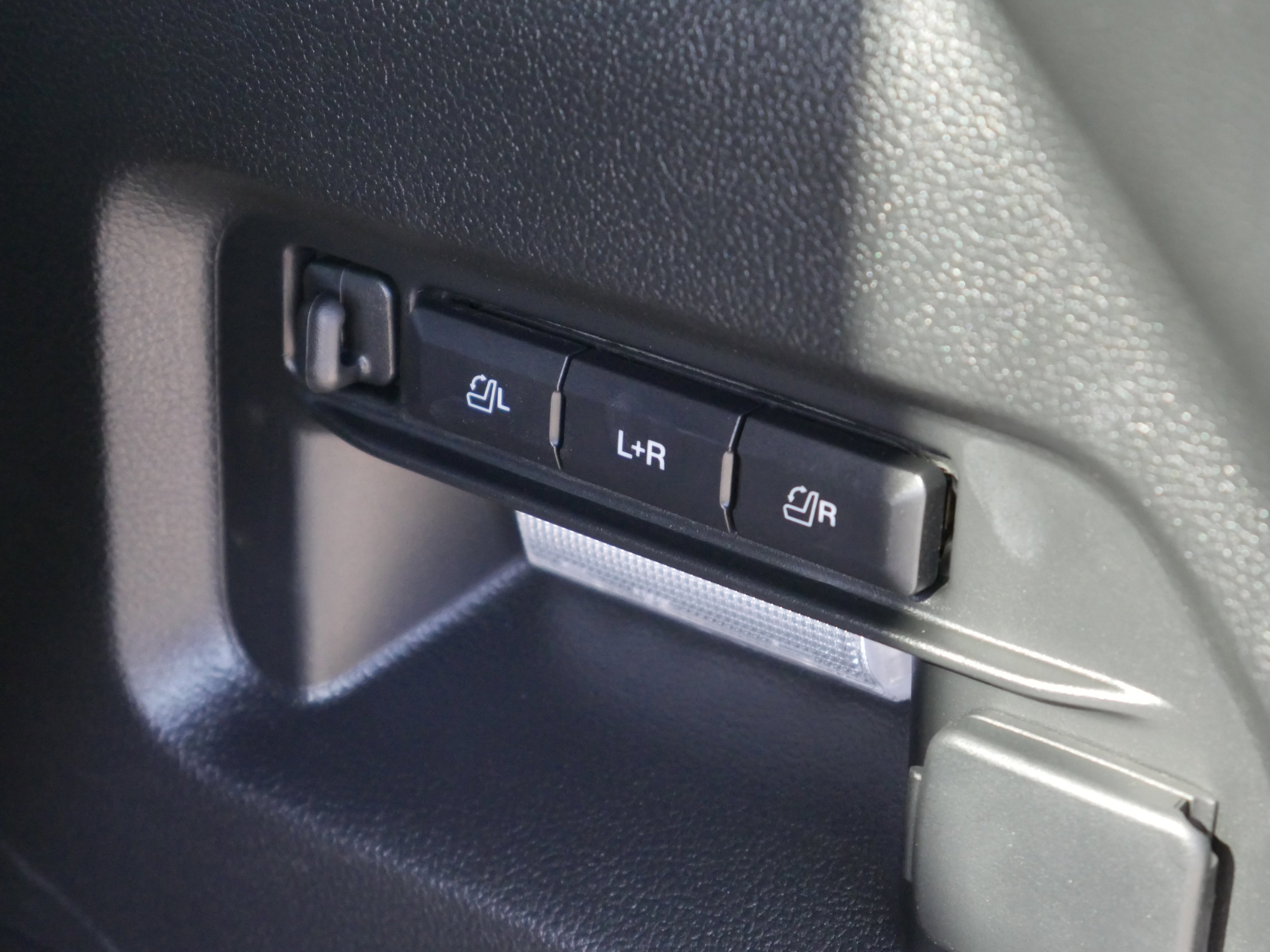 Certified 2023 Ford Explorer ST w/ Equipment Group 401A image 28