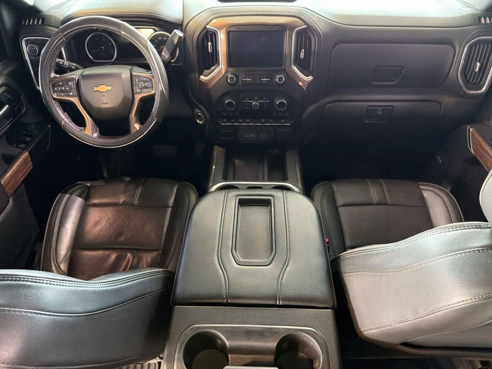 Used 2020 Chevrolet Silverado 2500 High Country w/ Technology Package image 16