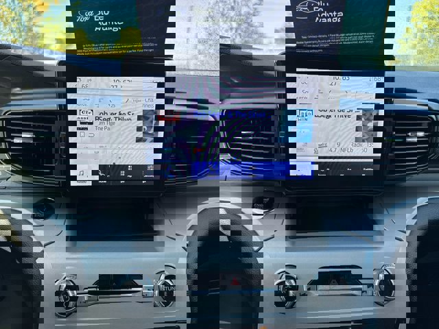 Certified 2023 Ford Explorer XLT image 9