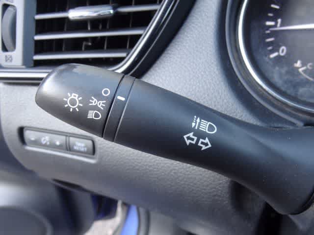 Used 2018 Nissan Rogue S FWD image 20
