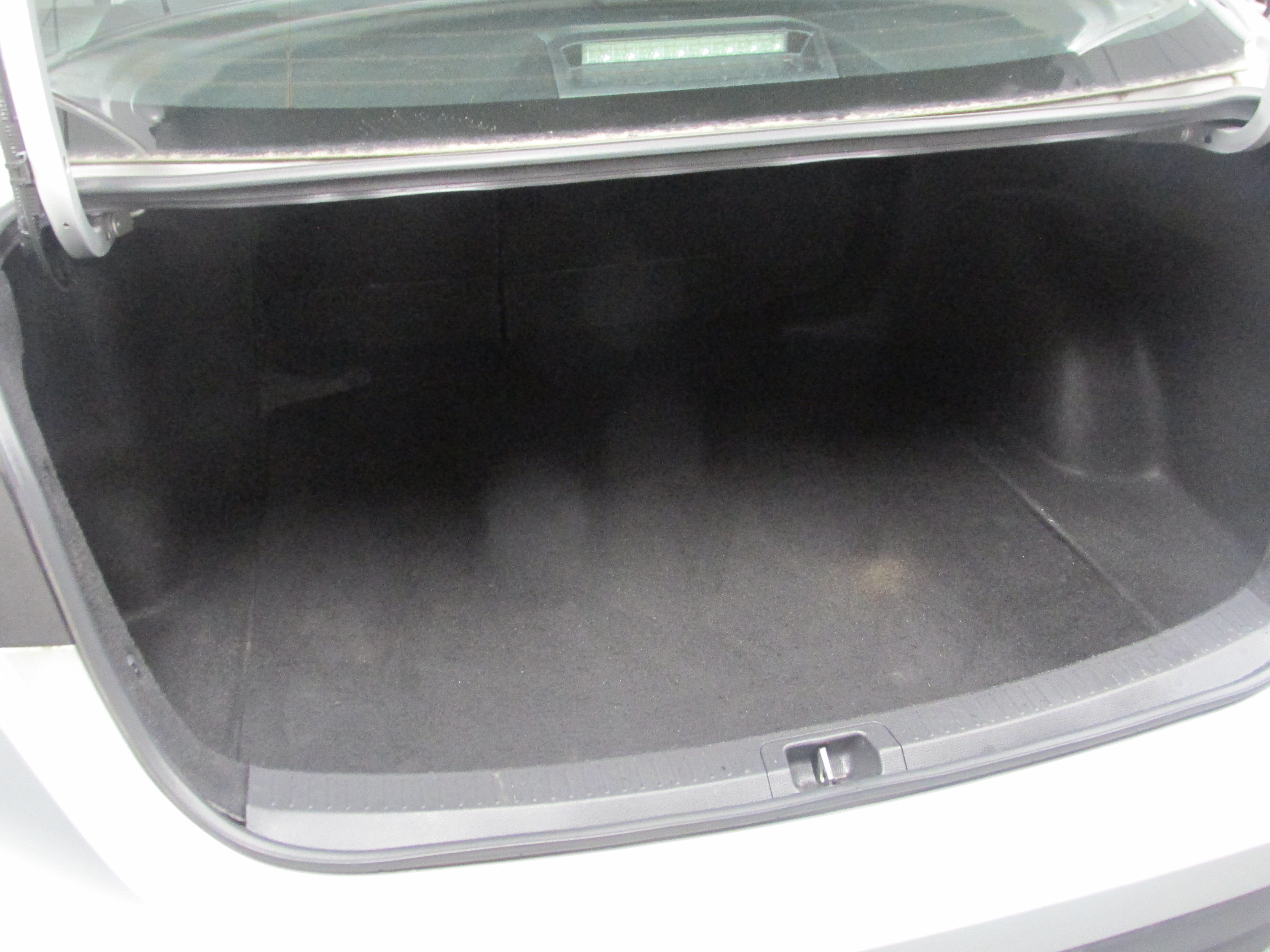 Used 2024 Toyota Corolla LE FWD image 22