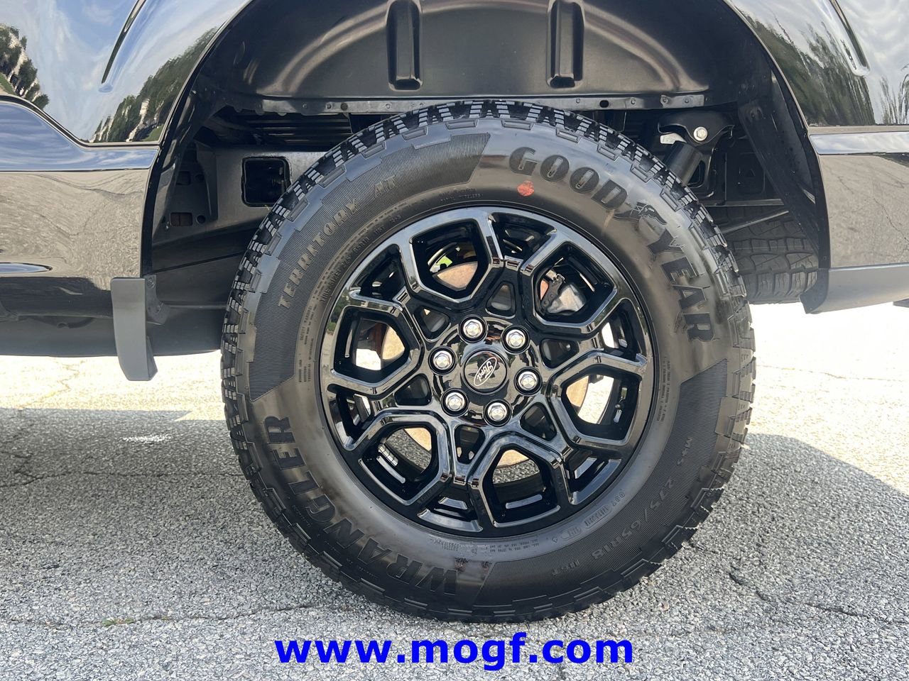Certified 2025 Ford F150 STX AWD/4WD image 32