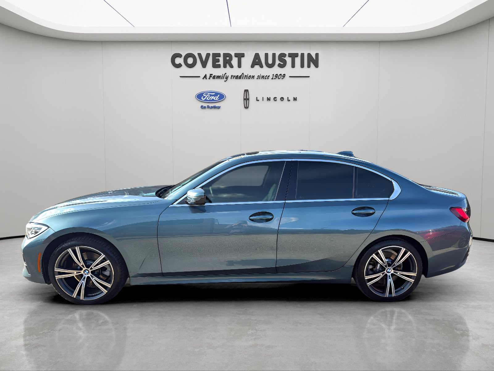 Used 2021 BMW 330i xDrive Sedan AWD/4WD image 3