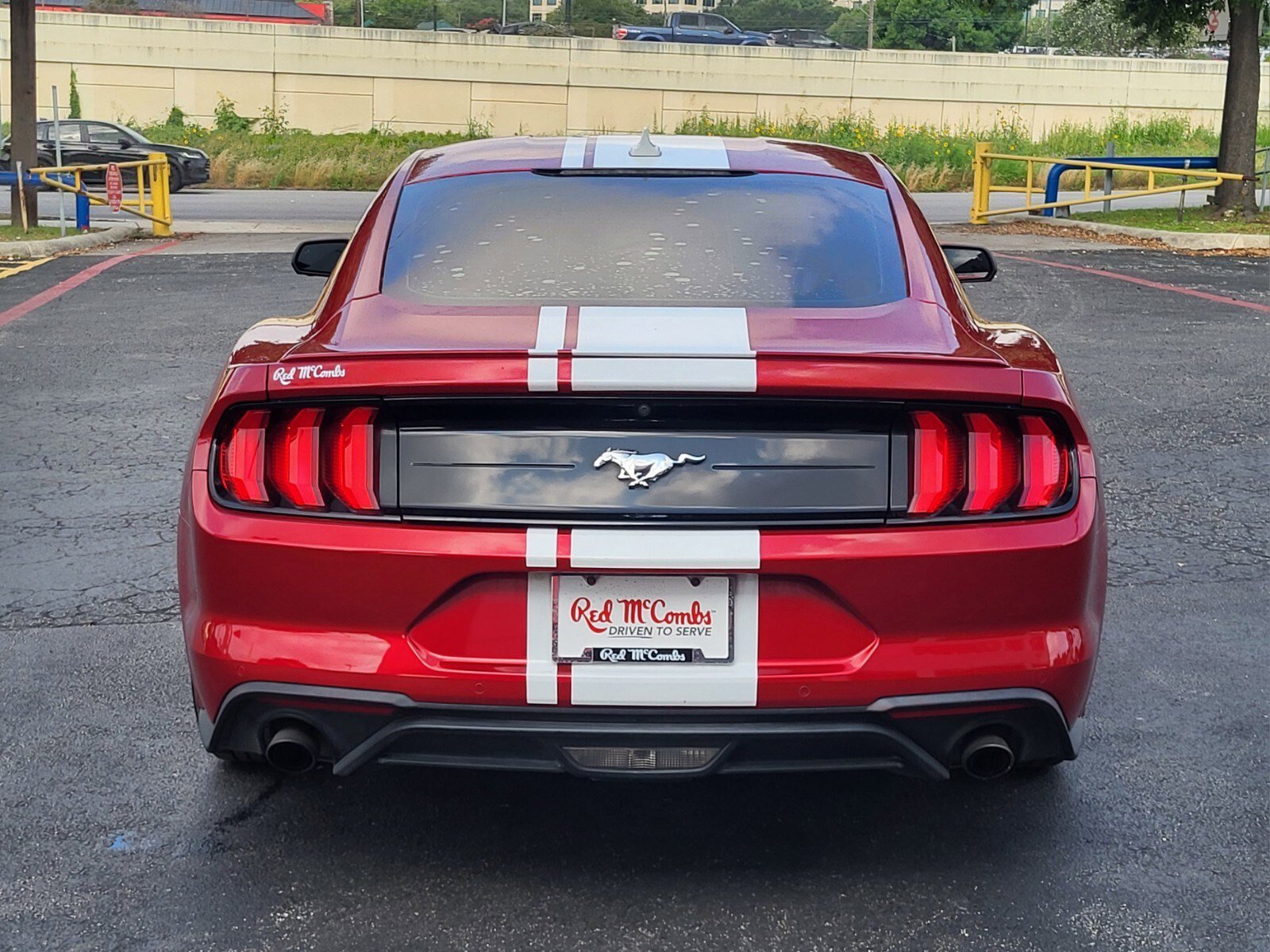 Certified 2022 Ford Mustang Premium RWD image 5