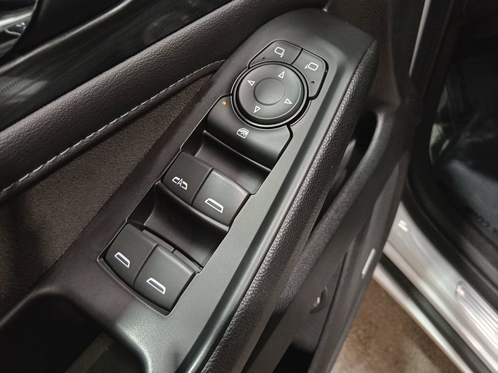 Used 2020 Chevrolet Traverse High Country AWD/4WD image 18