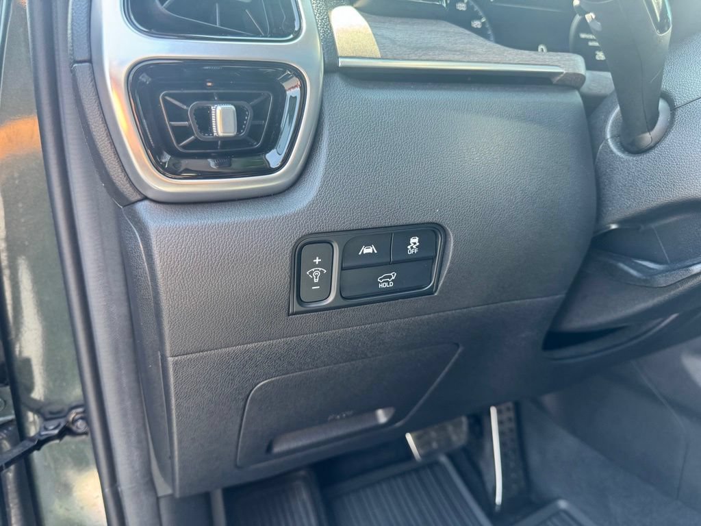 Used 2022 Kia Sorento SX Prestige AWD/4WD image 4