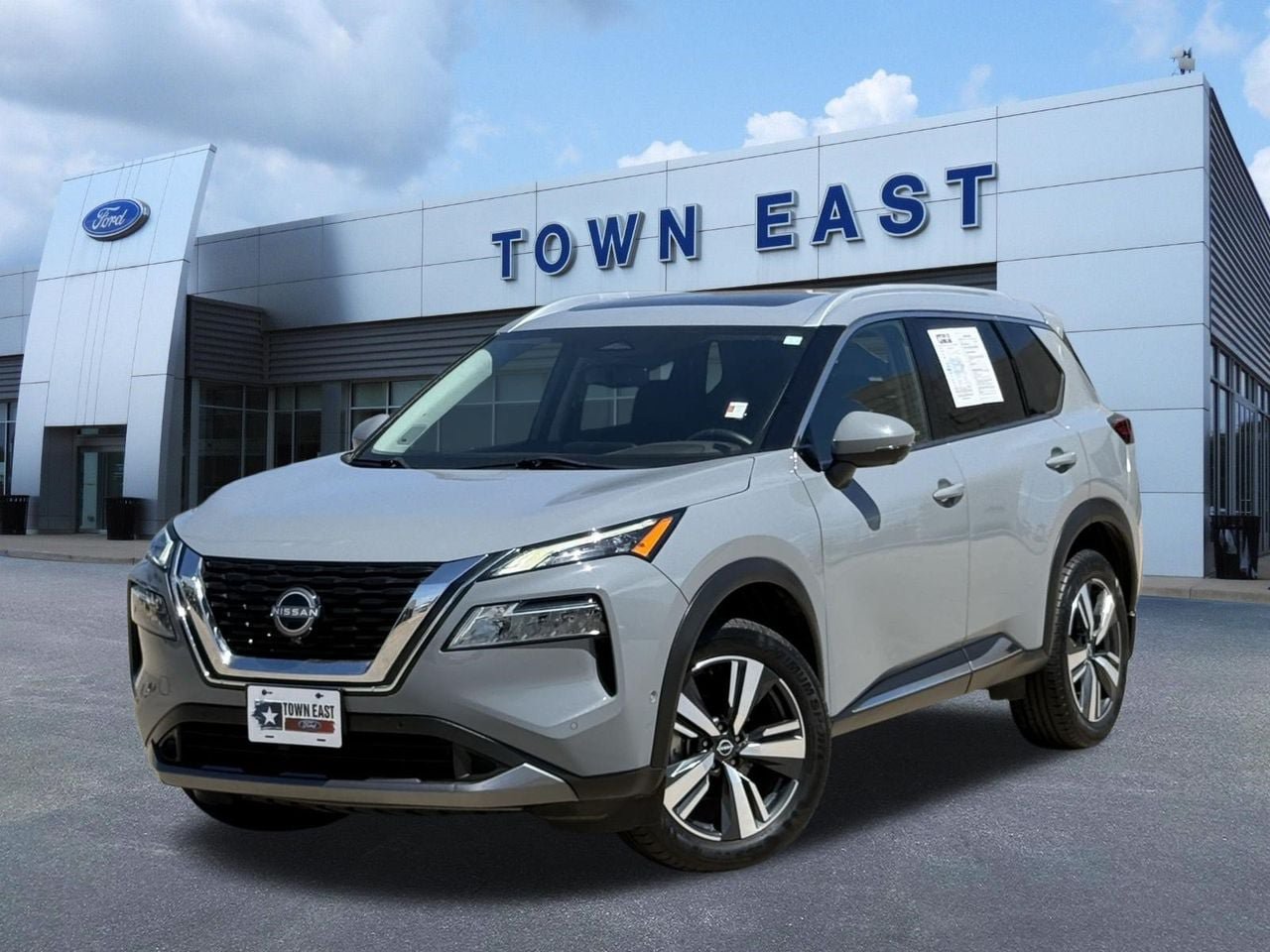 Used 2023 Nissan Rogue SL w/ SL Premium Package FWD image 1