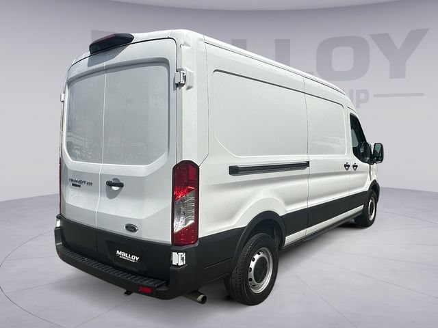 Certified 2023 Ford Transit 250 Medium Roof RWD image 5